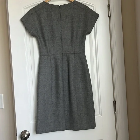 J. Crew - Dolman Dress Double Serge Wool - size 2 - Picture 3 of 6